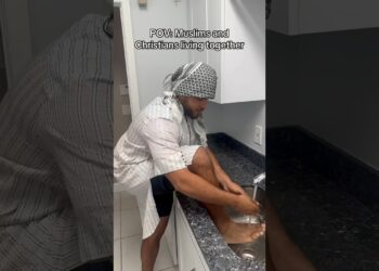 Muslim and Christians living together 😭 #arab #middleeasteen #muslim #christian #shorts #funny