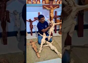 Hand carved white jesus Statues,